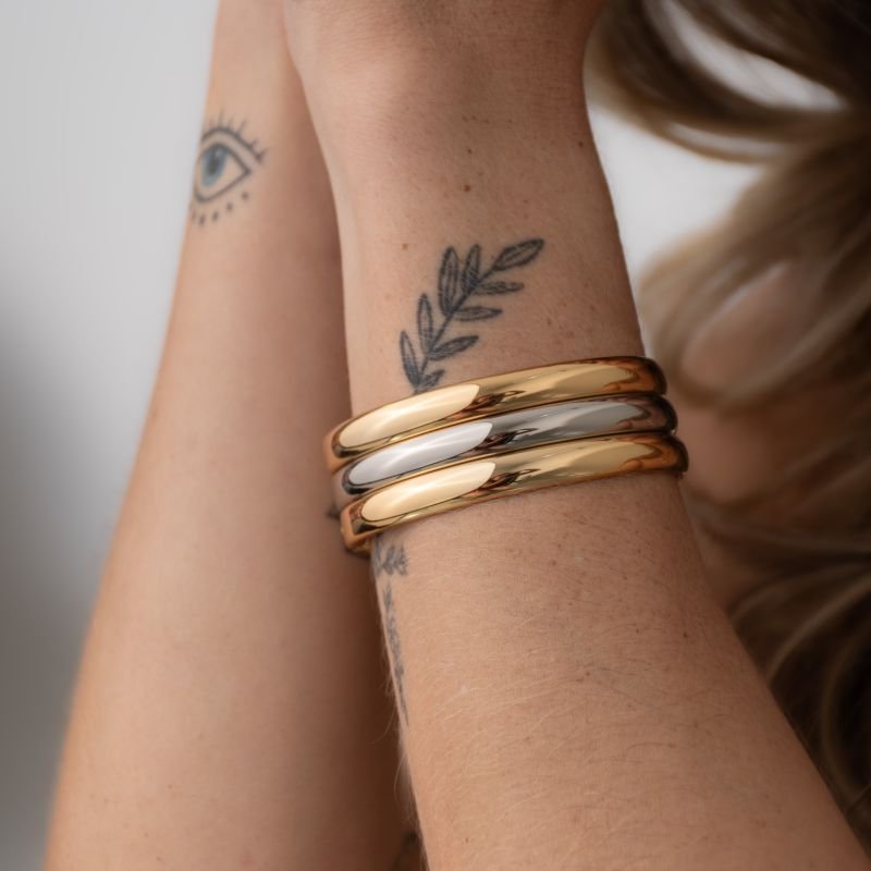 BRACELETE FEMININO LISO ESTILO RÉPLICA