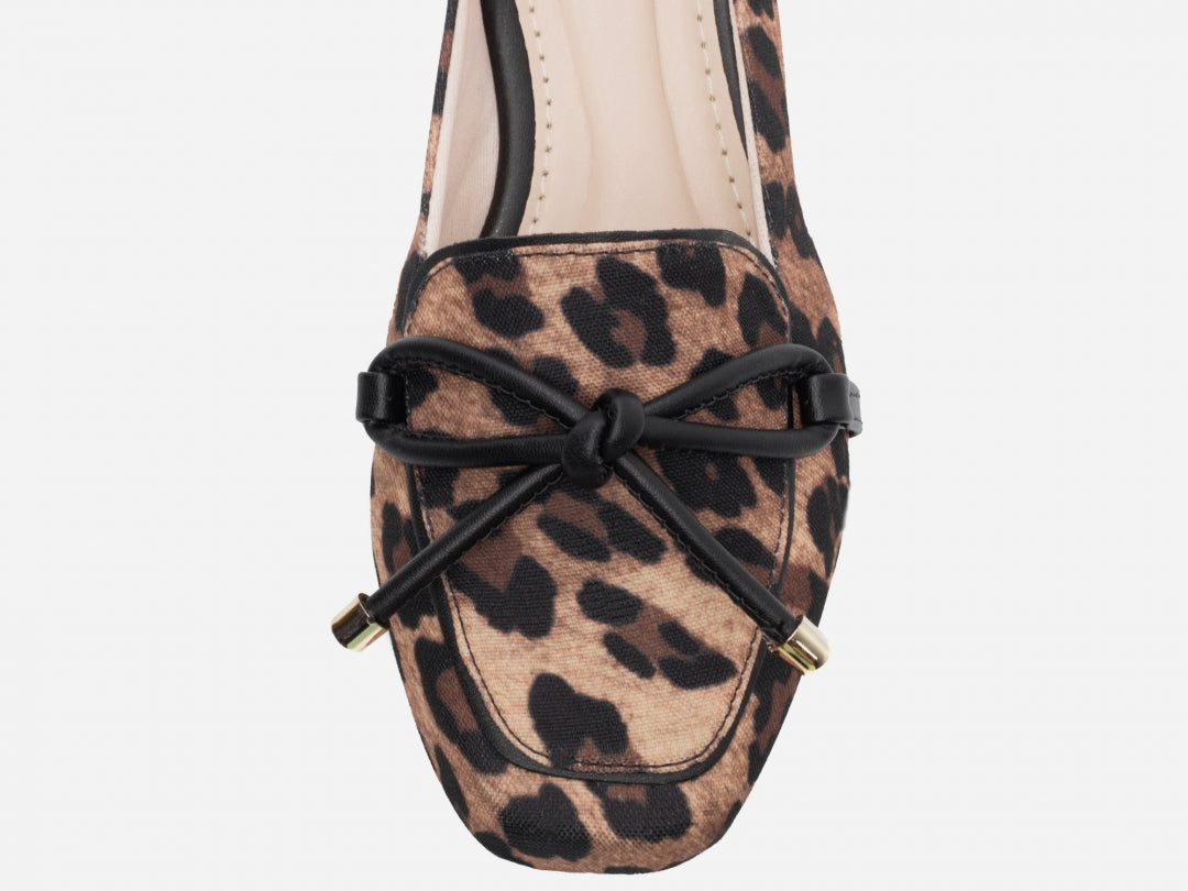 Mocassim Feminino Rasteiro Estampa Onça
