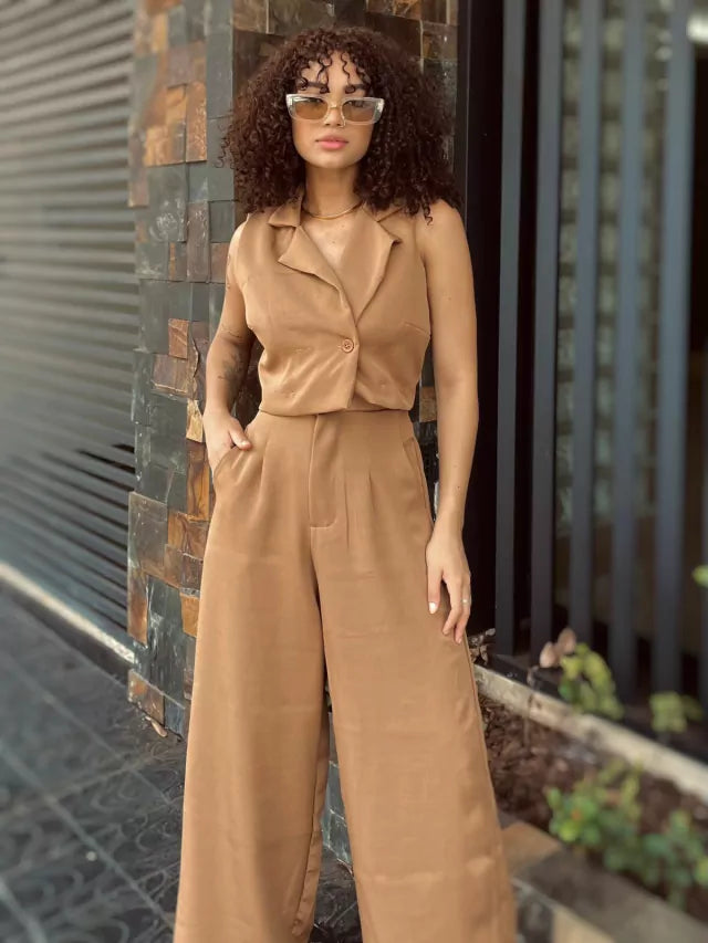 Conjunto Feminino Alfaiataria Calça Pantalona e Colete