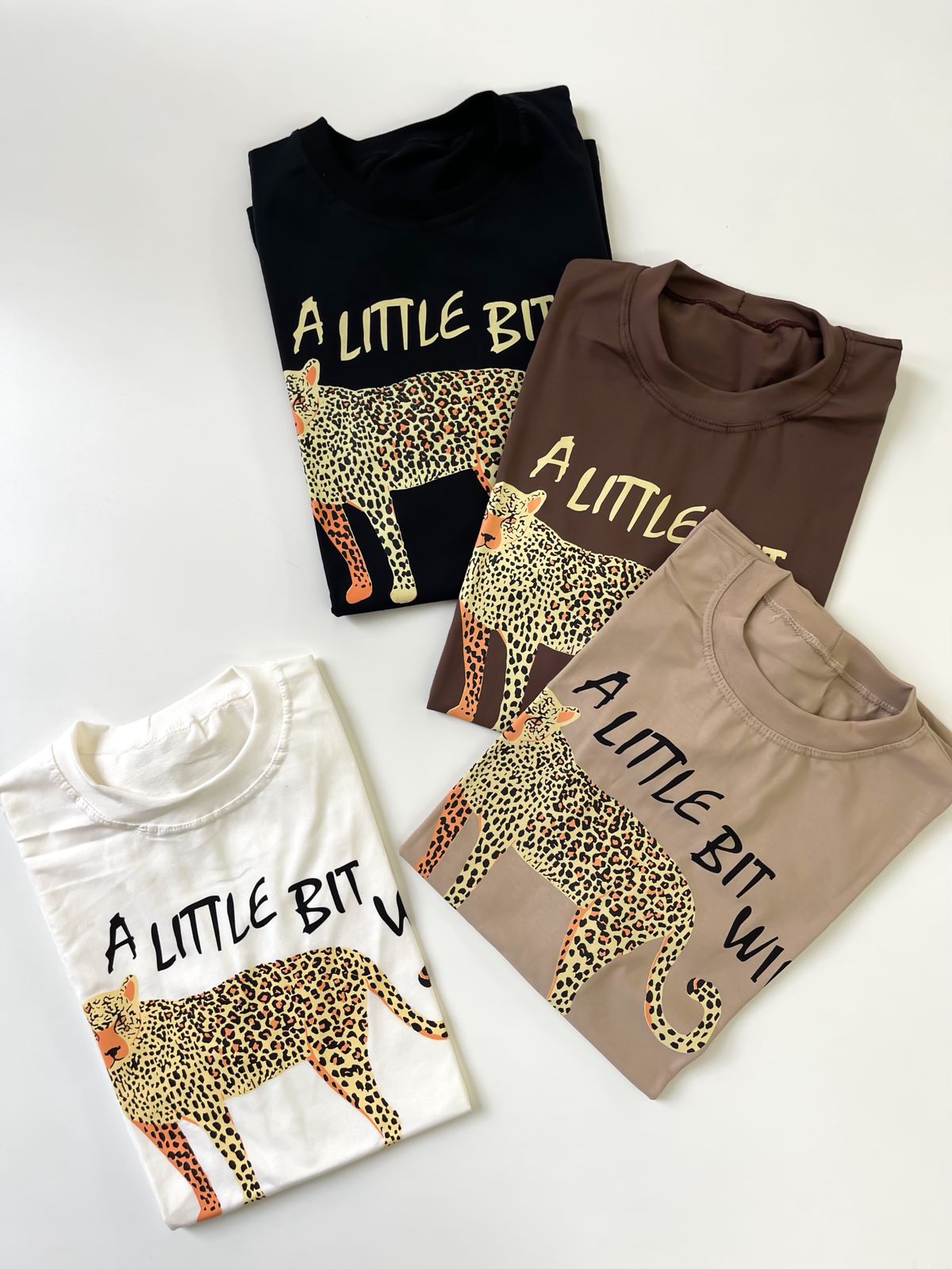 T-Shirt Feminina Estampada Guepardo