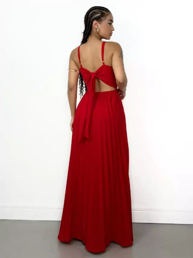 Vestido Feminino Longo em Crepinho Plissado com Amarração