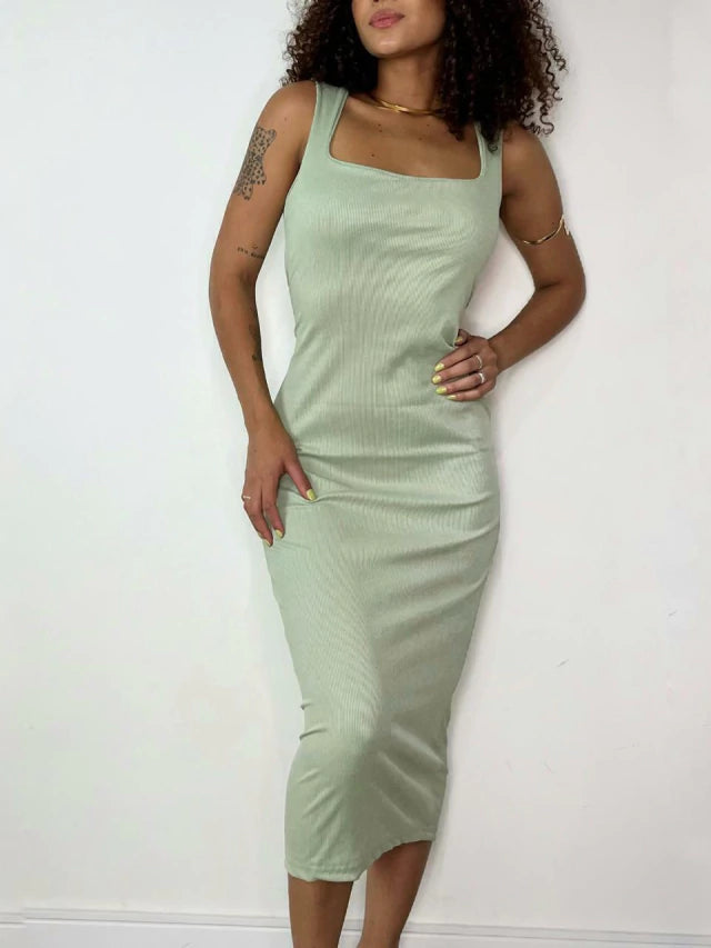 Vestido Feminino Midi em Ribana Decote Quadrado