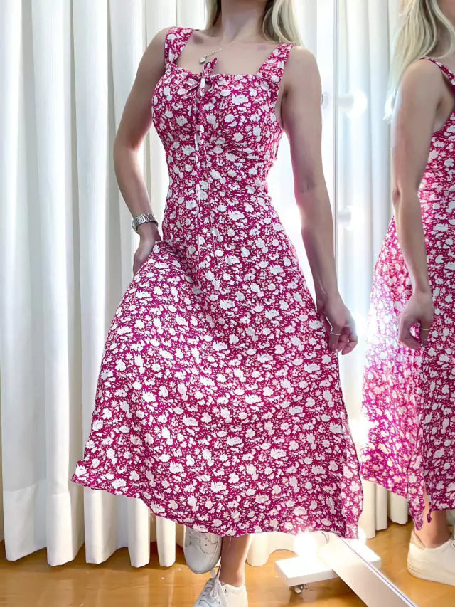 Vestido Feminino Midi em Viscolinho Florido com Amarração