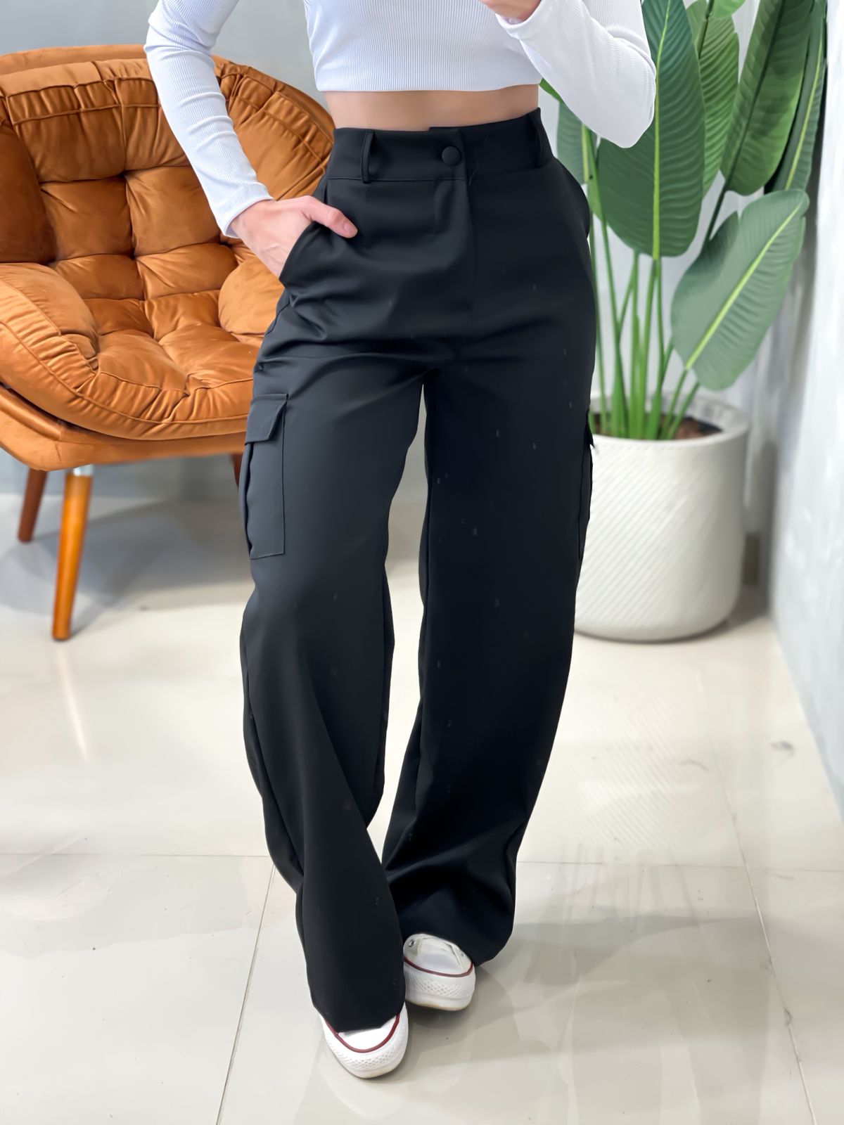 Calça Feminina Alfaiataria Pantalona Cargo