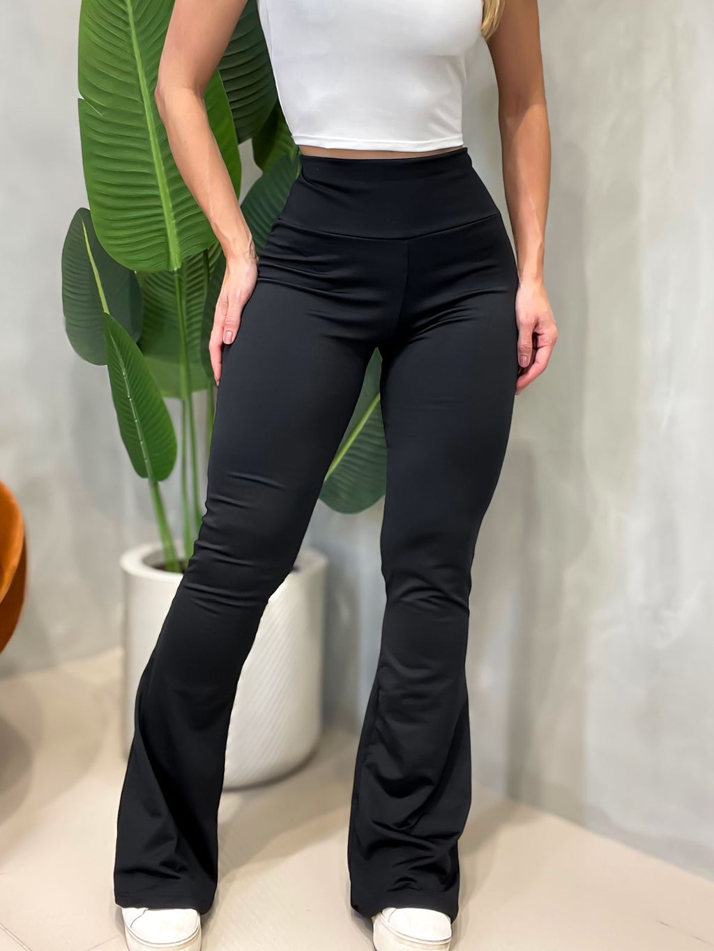Calça em Suplex Flare Térmica Flanelada