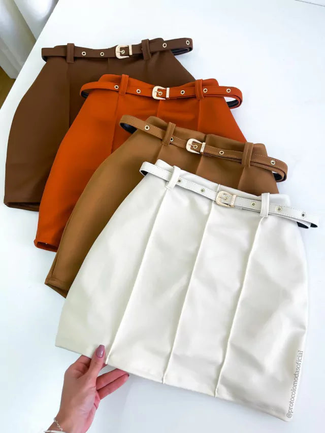 Short Saia em Neoprene com Cinto