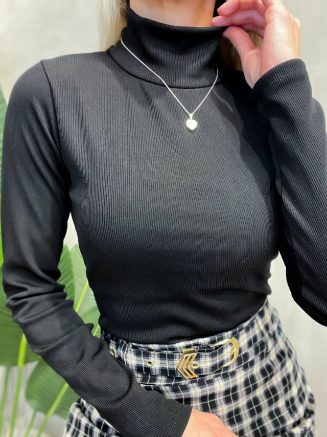 Blusa em Ribana Manga Longa Térmica com Gola Alta